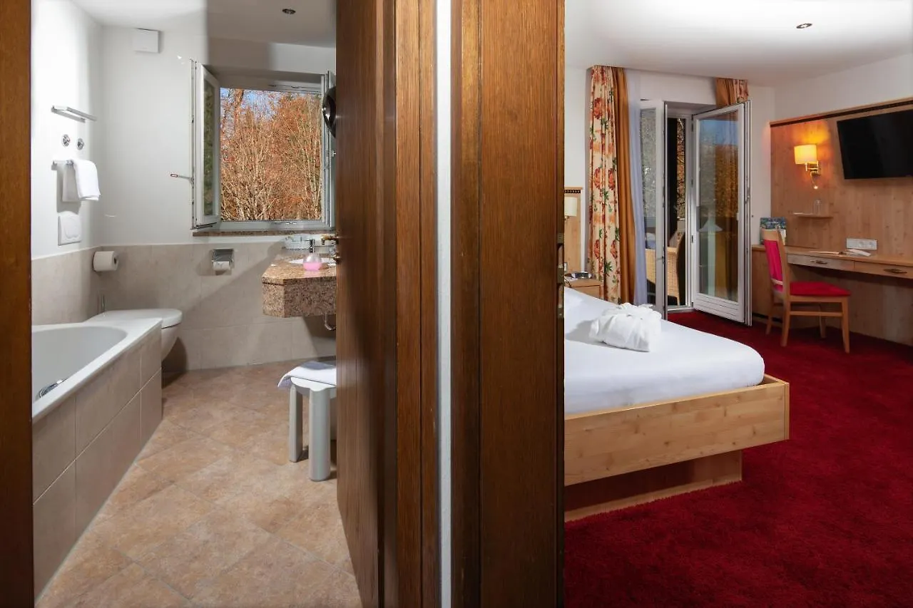 Alm- & Wellnesshotel Alpenhof Schoenau am Koenigsee 4*,  Germany