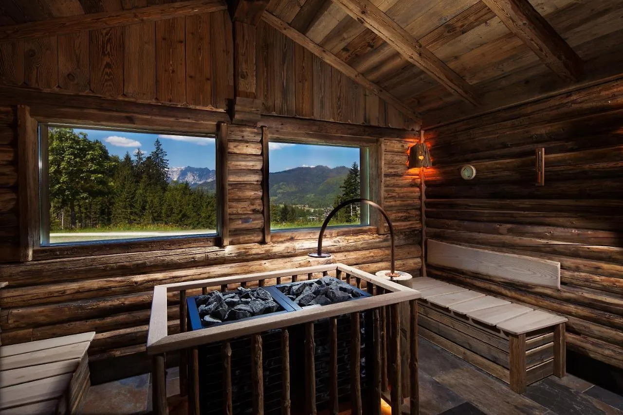 **** Hotel Alm- & Wellnesshotel Alpenhof Schoenau am Koenigsee Germany