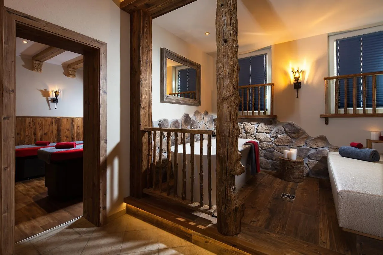 Alm- & Wellnesshotel Alpenhof Schoenau am Koenigsee